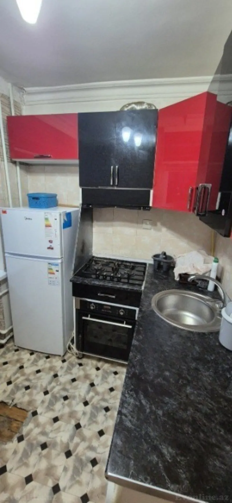 Kirayə verilir 1 otaqlı Mənzil Köhnə tikili 44 m² Həzi Aslanov m. - şəkil 2