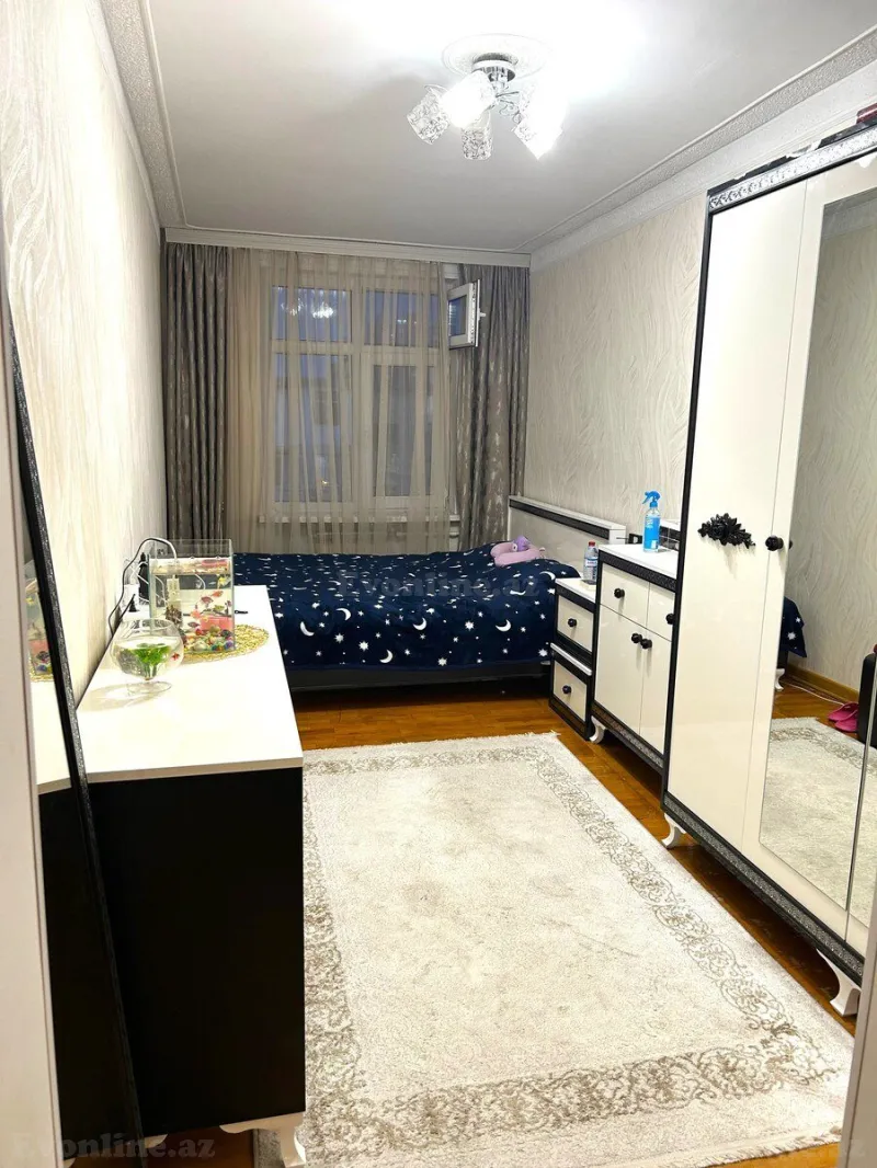 Satılır 3 otaqlı Mənzil Köhnə tikili 70 m² Qara Qarayev m. - şəkil 4
