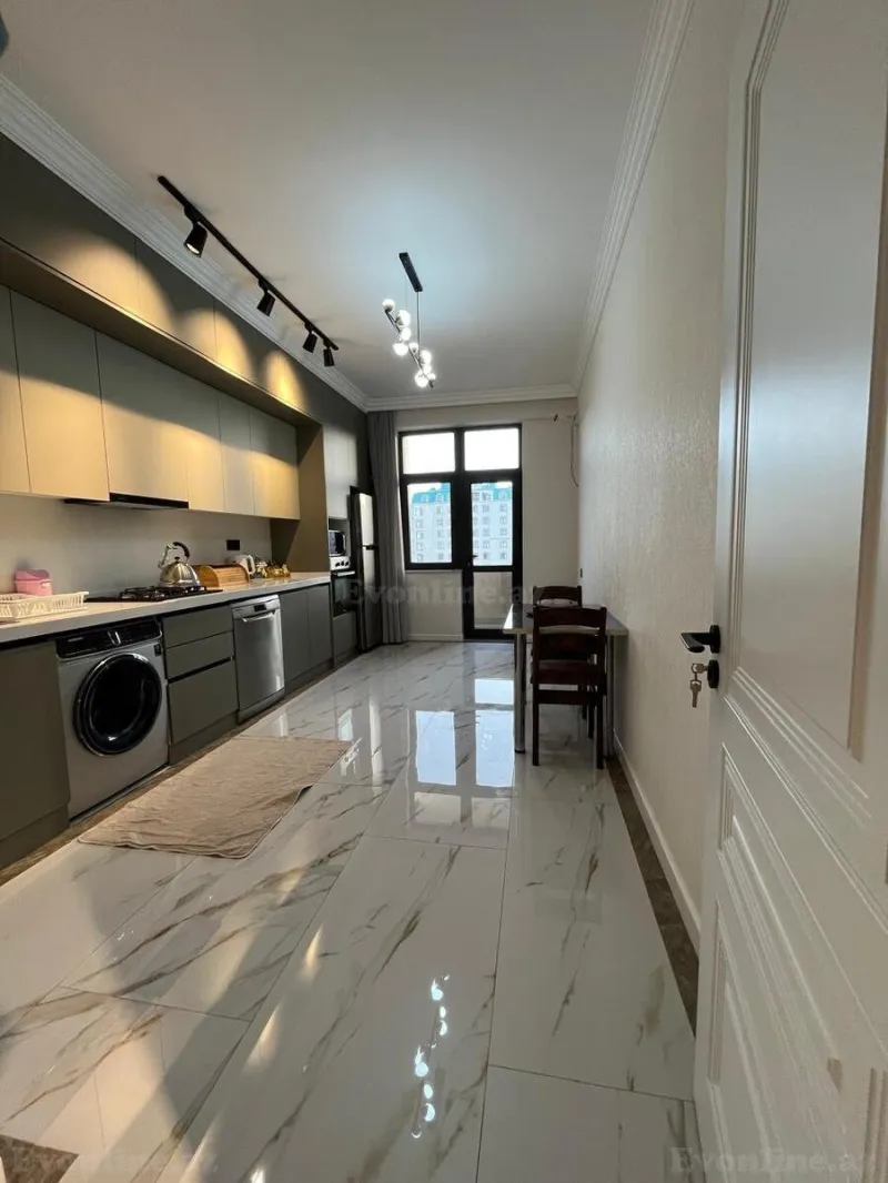 Kirayə verilir 2 otaqlı Mənzil Yeni tikili 95 m² Nərimanov r. - şəkil 4