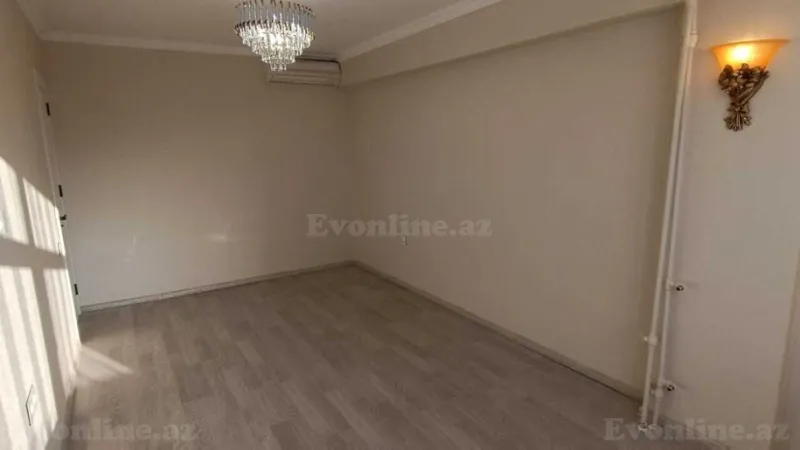 Satılır 2 otaqlı Mənzil Köhnə tikili 45 m² Nərimanov r. - şəkil 3