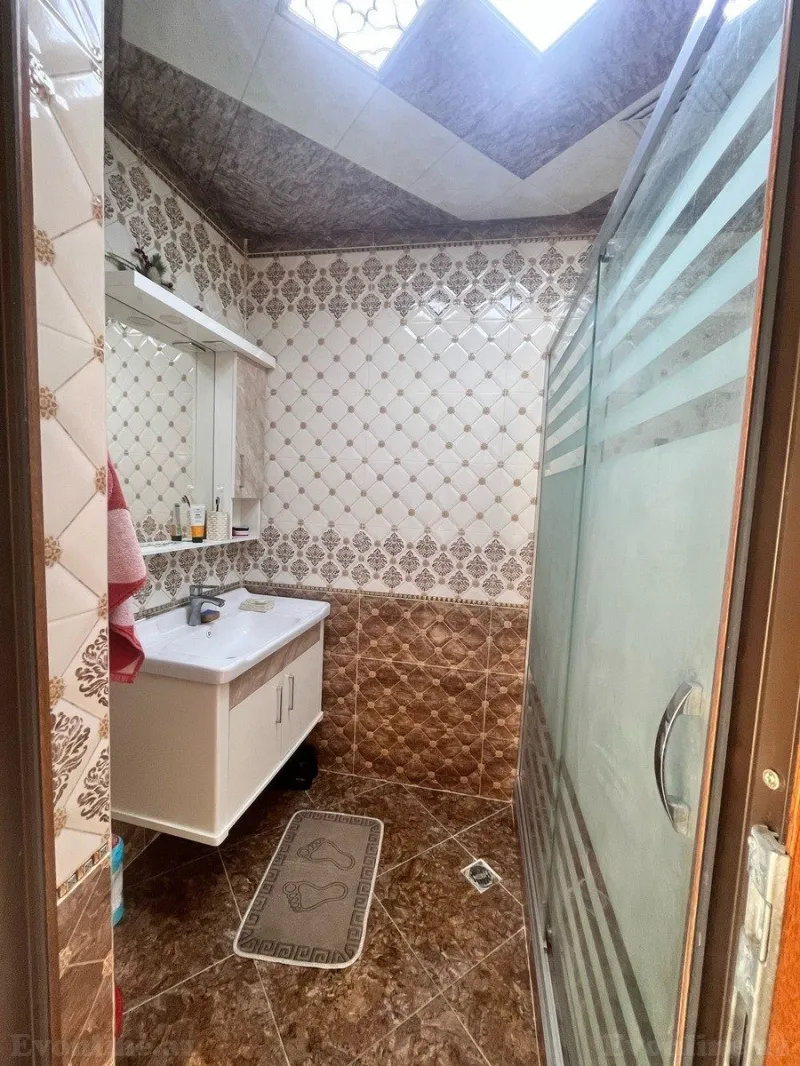 Satılır 3 otaqlı Mənzil Köhnə tikili 80 m² Yasamal - şəkil 10