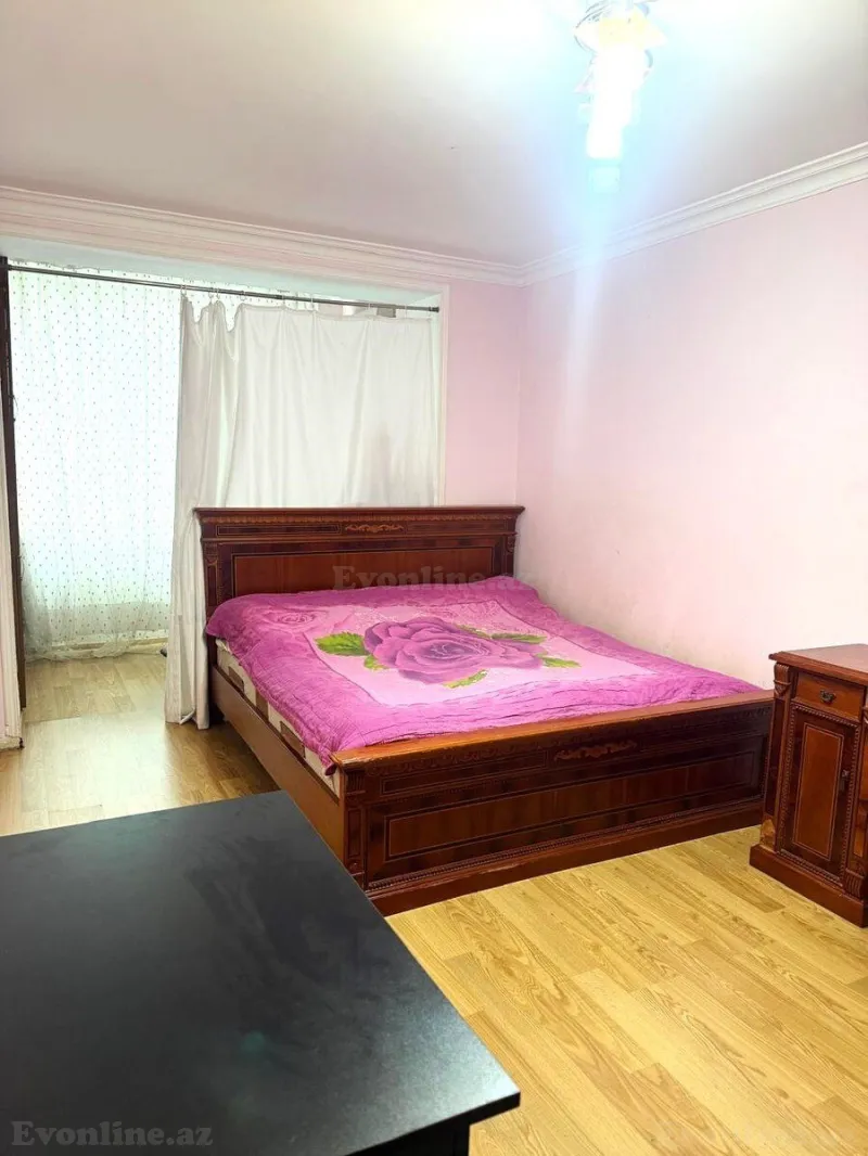 Satılır 3 otaqlı Mənzil Köhnə tikili 80 m² Nəsimi r. - şəkil 2