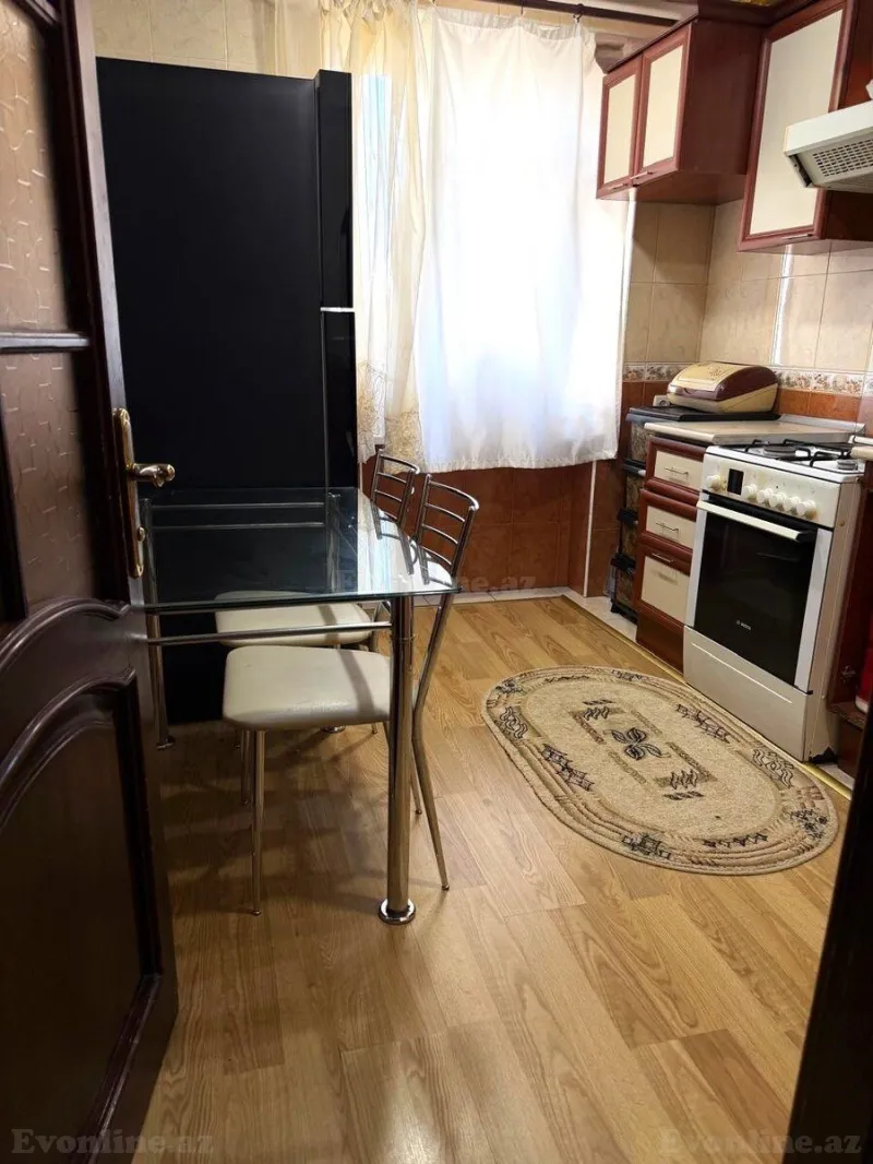 Satılır 3 otaqlı Mənzil Köhnə tikili 80 m² Nəsimi r. - şəkil 4