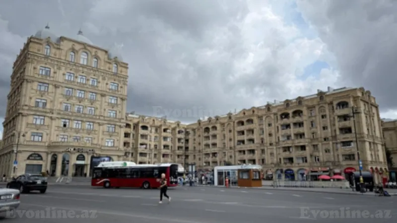 Satılır 2 otaqlı Mənzil Köhnə tikili 60 m² Gənclik m. - şəkil 2