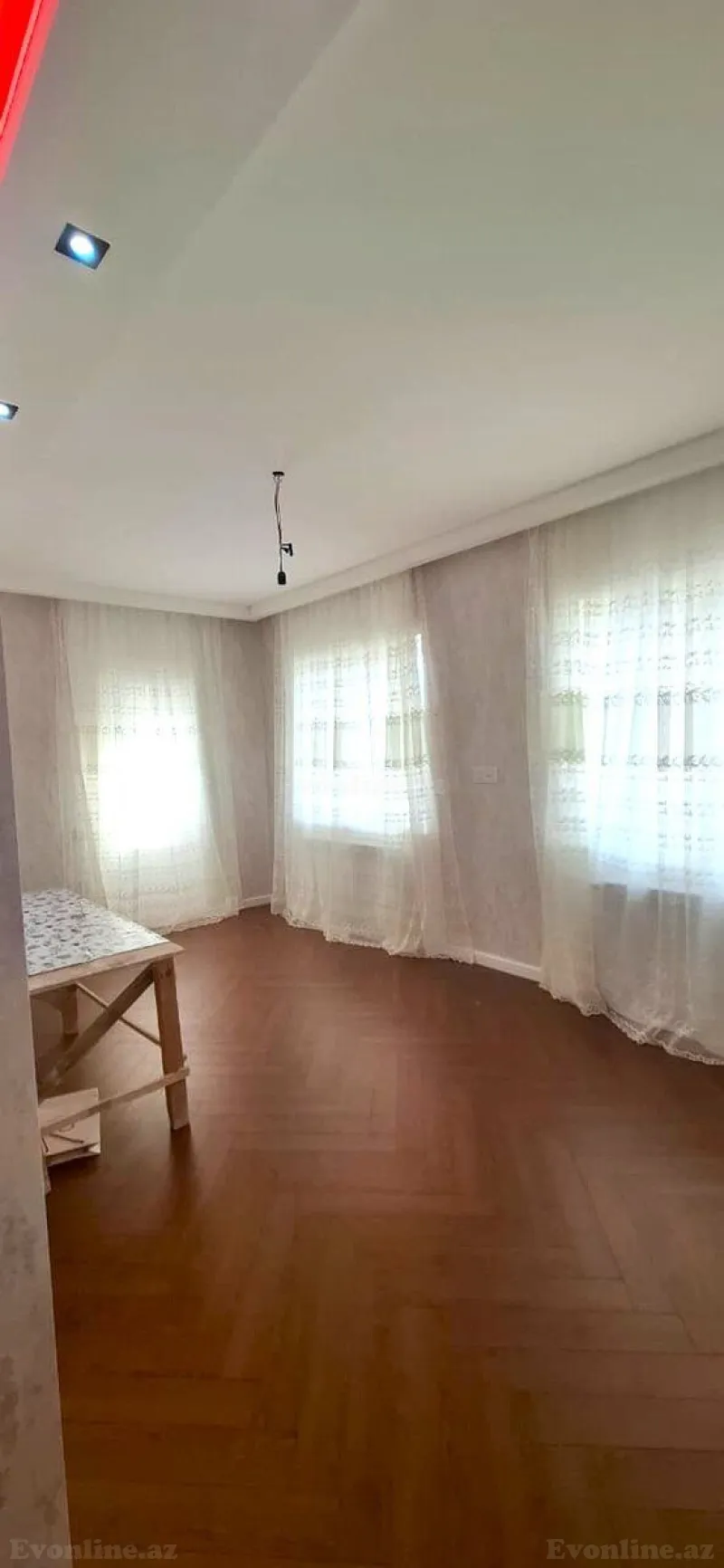 Satılır 3 otaqlı Mənzil Yeni tikili 108 m² Nizami r. - şəkil 2