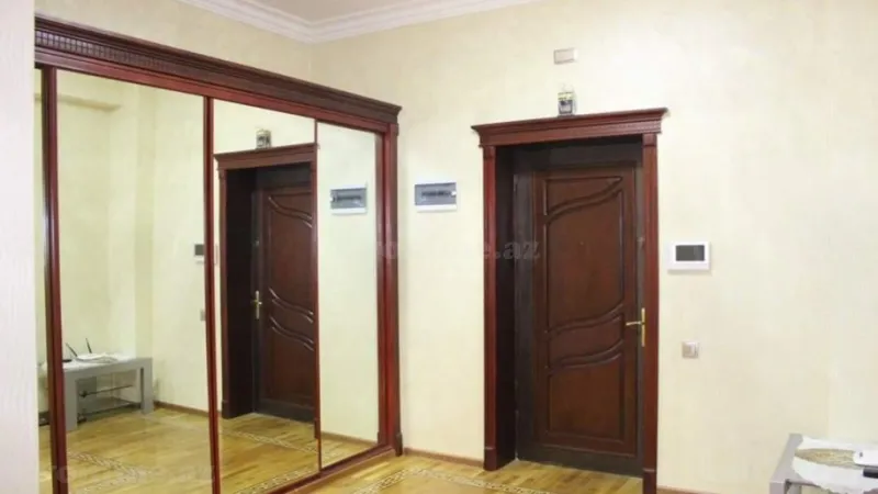 Satılır 3 otaqlı Mənzil Yeni tikili 160 m² Nəsimi r. - şəkil 10