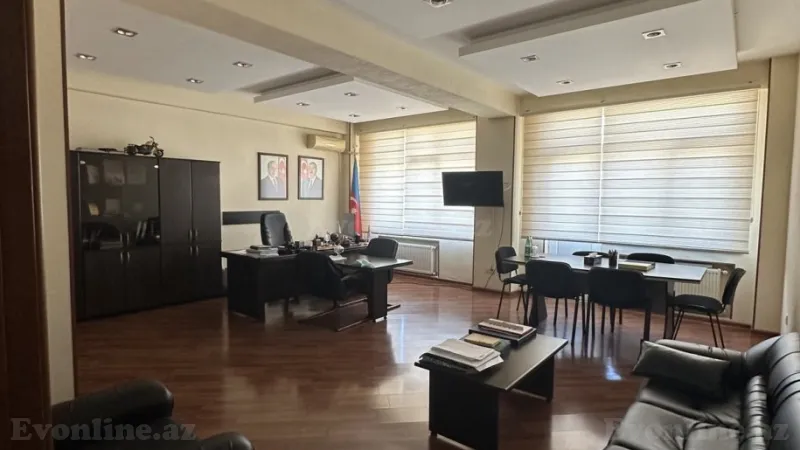 Satılır 8 otaqlı Mənzil Yeni tikili 420 m² Yasamal