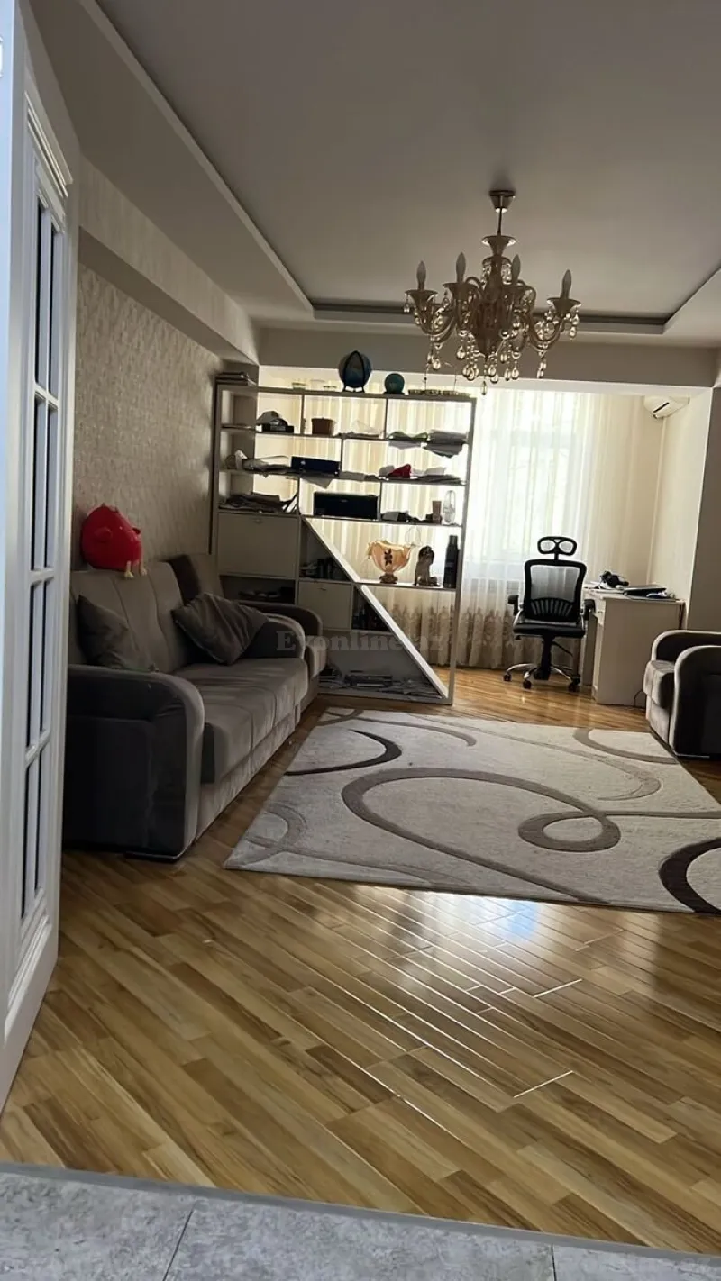 Satılır 2 otaqlı Mənzil Köhnə tikili 75 m² Elmlər Akademiyası m. - şəkil 2