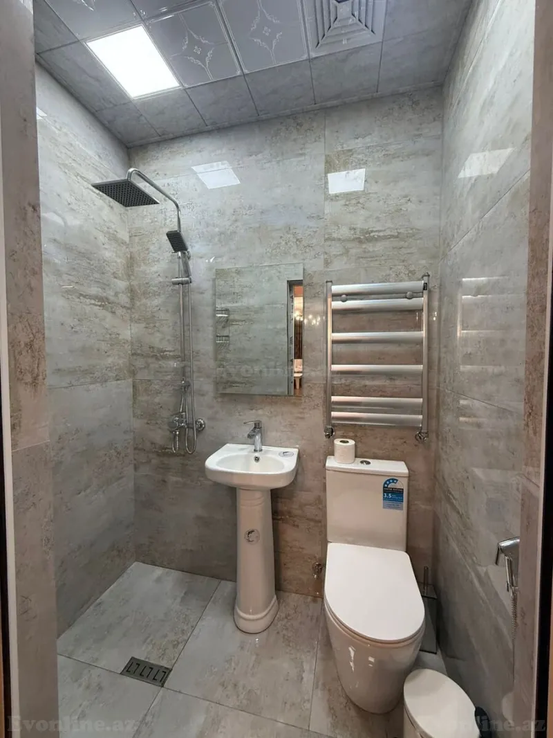 Kirayə verilir 2 otaqlı Mənzil Yeni tikili 70 m² Nəsimi r. - şəkil 7