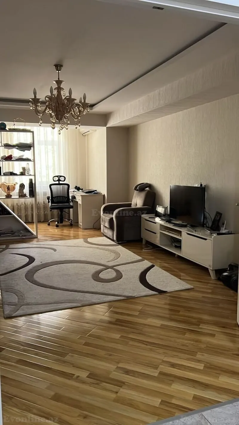 2 otaqlı Mənzil 75 m² Elmlər Akademiyası m. Satılır