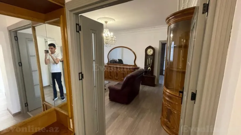 Kirayə verilir 3 otaqlı Mənzil Köhnə tikili 90 m² Nəriman Nərimanov m. - şəkil 6