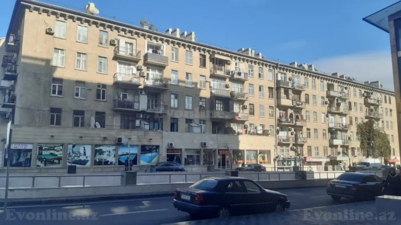 Kirayə verilir 3 otaqlı Mənzil Köhnə tikili 90 m² Nəriman Nərimanov m. - şəkil 22