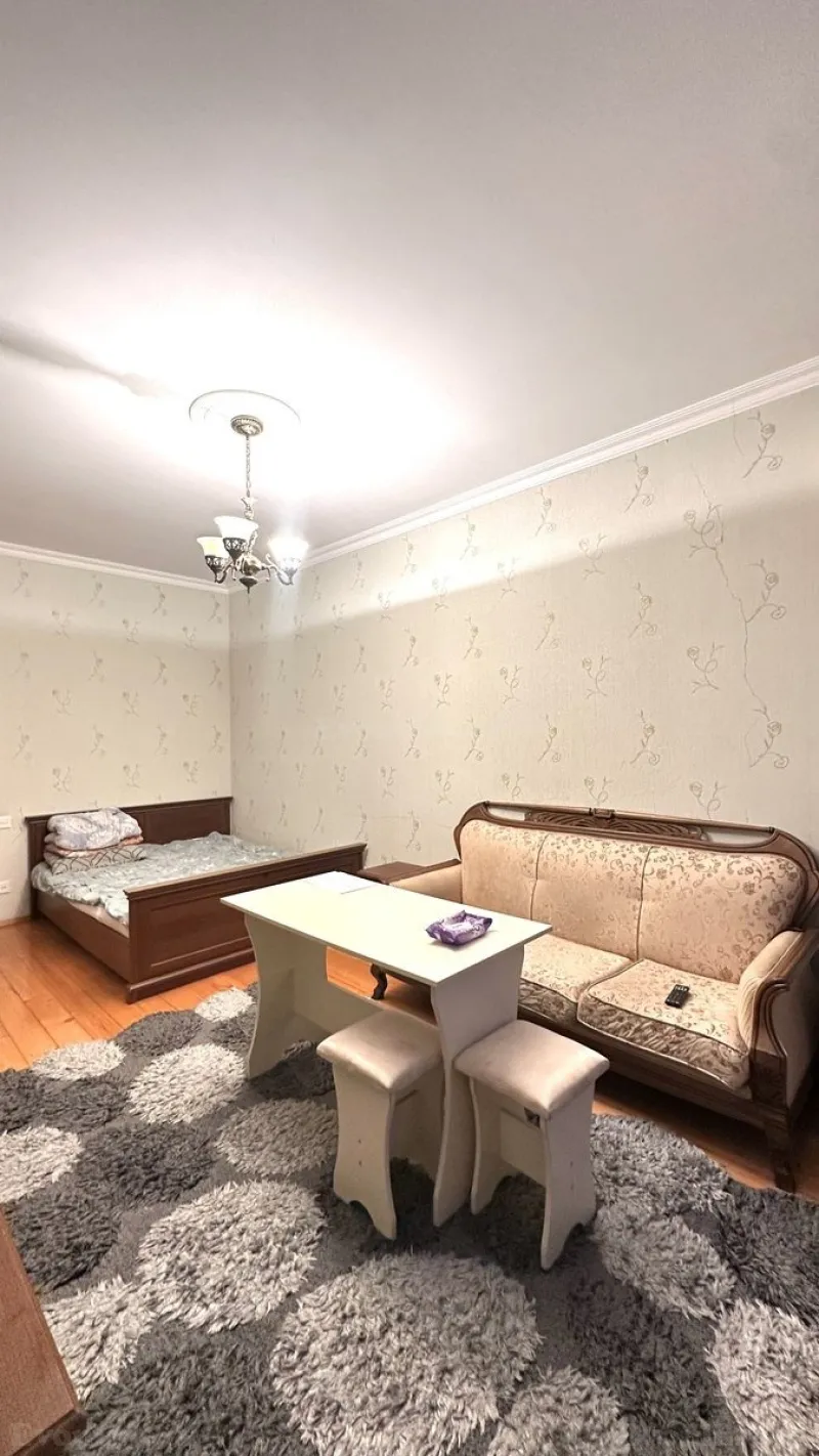 Kirayə verilir 1 otaqlı Mənzil Yeni tikili 53 m² 9-cu mikrorayon - şəkil 2
