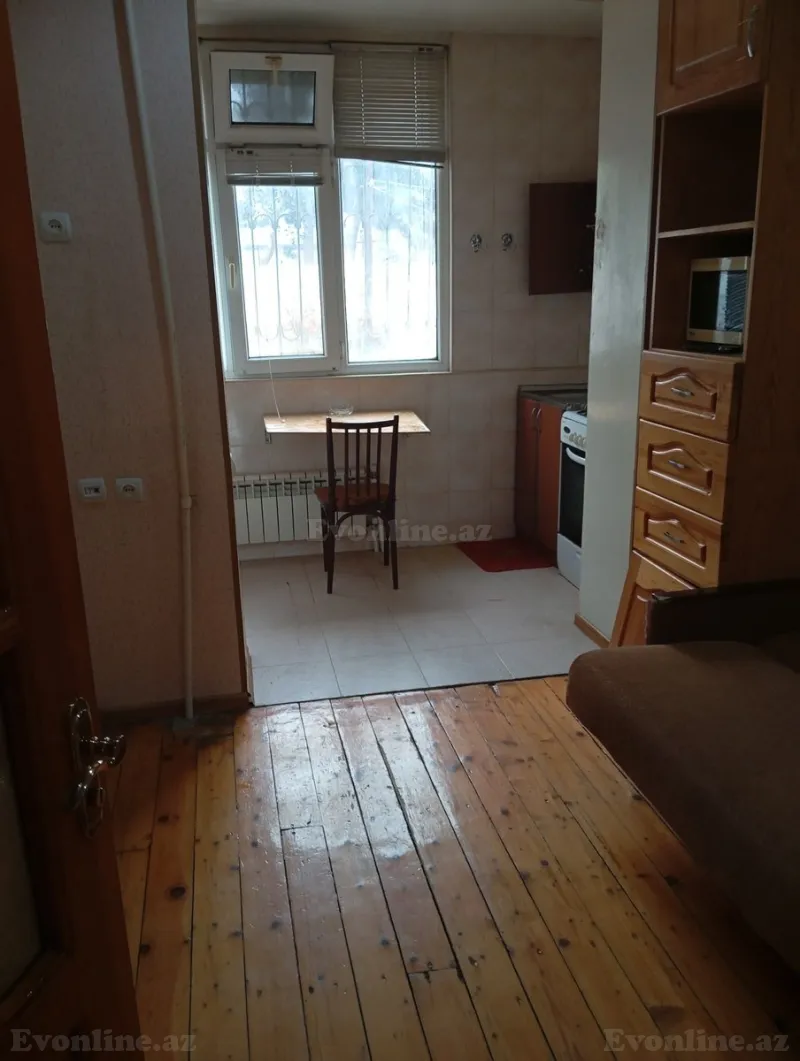 Satılır 2 otaqlı Mənzil Köhnə tikili 60 m² 8-ci kilometr - şəkil 4