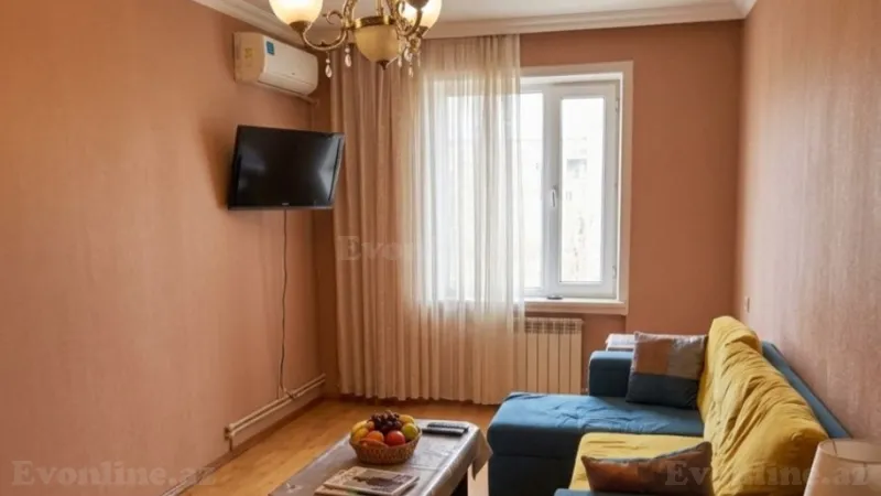Satılır 2 otaqlı Mənzil Köhnə tikili 65 m² Suraxanı r.