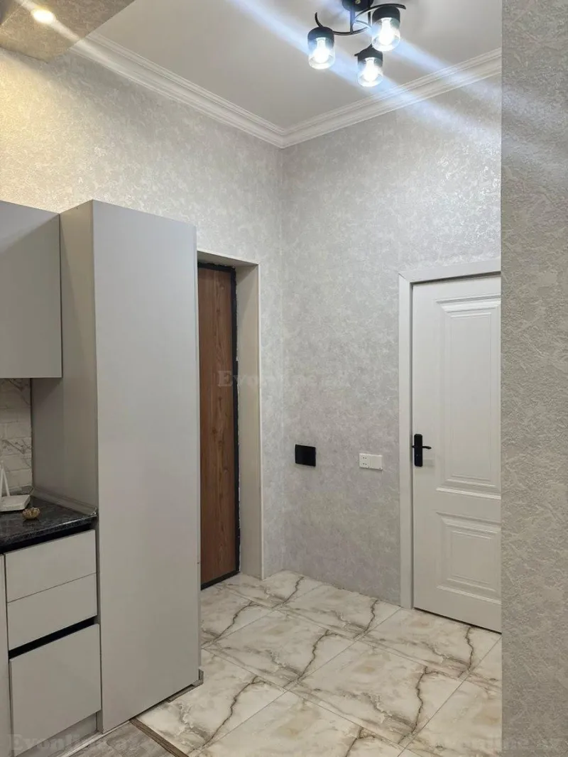 1 otaqlı Mənzil 65 m² 28 May m. Kirayə verilir