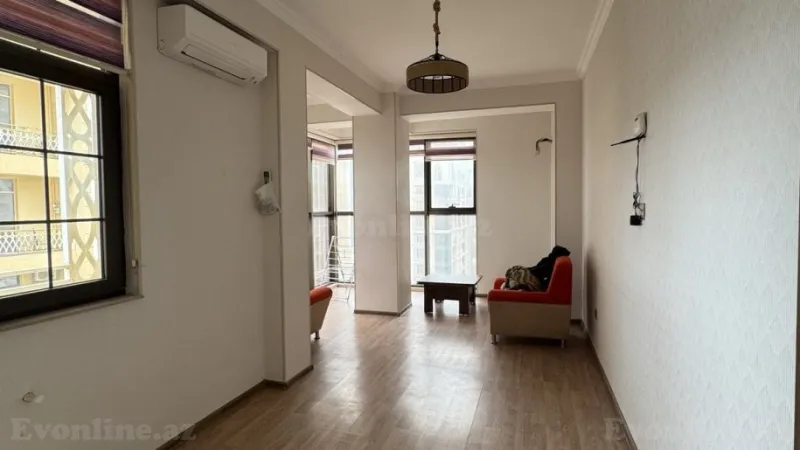 2 otaqlı Mənzil 78 m² 28 May m. Satılır