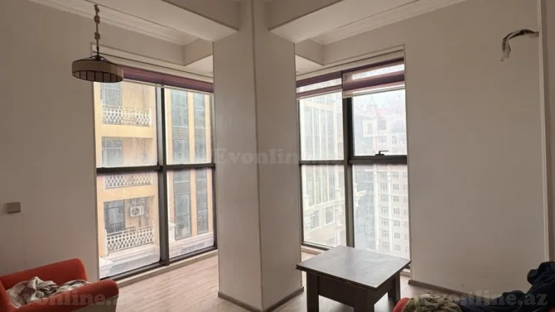 Satılır 2 otaqlı Mənzil Yeni tikili 78 m² 28 May m. - şəkil 2