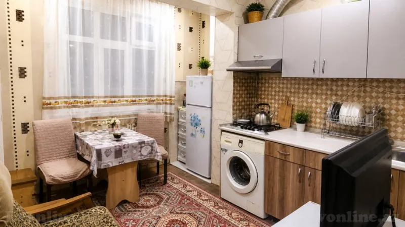 Satılır 2 otaqlı Mənzil Köhnə tikili 65 m² Suraxanı r. - şəkil 3