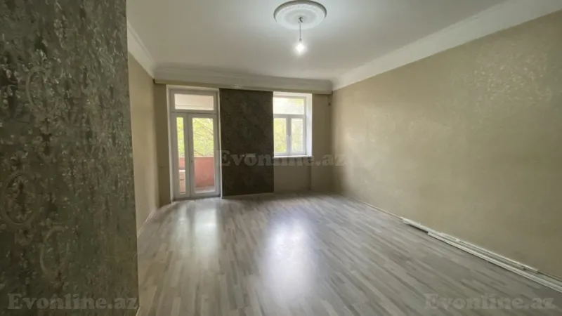 Bakı, Nərimanov r., Nəriman Nərimanov m.da 3 otaqlı mənzil kirayə verilir