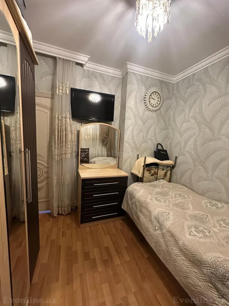 Satılır 3 otaqlı Mənzil Köhnə tikili 60 m² Sabunçu r. - şəkil 5
