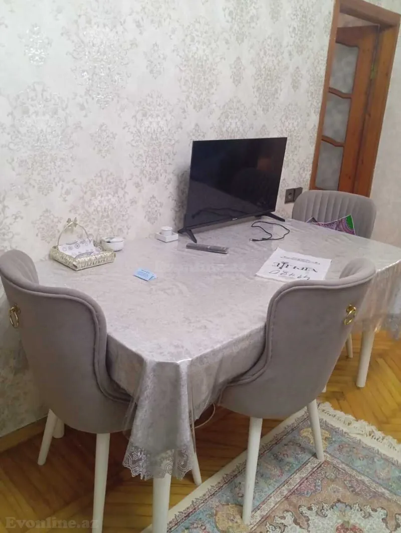 Kirayə verilir 2 otaqlı Mənzil Köhnə tikili 65 m² Nəriman Nərimanov m. - şəkil 3