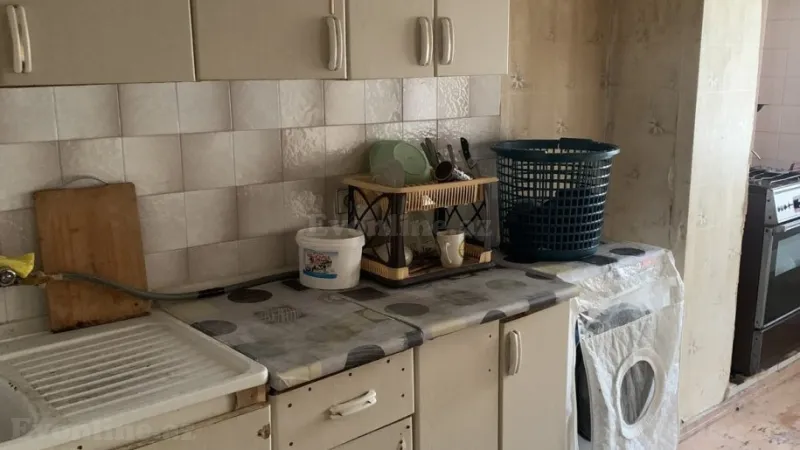 Kirayə verilir 2 otaqlı Mənzil Köhnə tikili 70 m² Qara Qarayev m. - şəkil 3