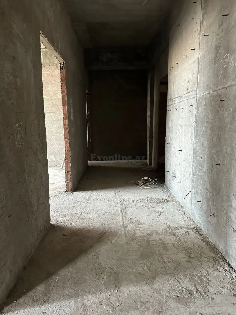 Satılır 2 otaqlı Mənzil Yeni tikili 90 m² 8-ci mikrorayon - şəkil 4