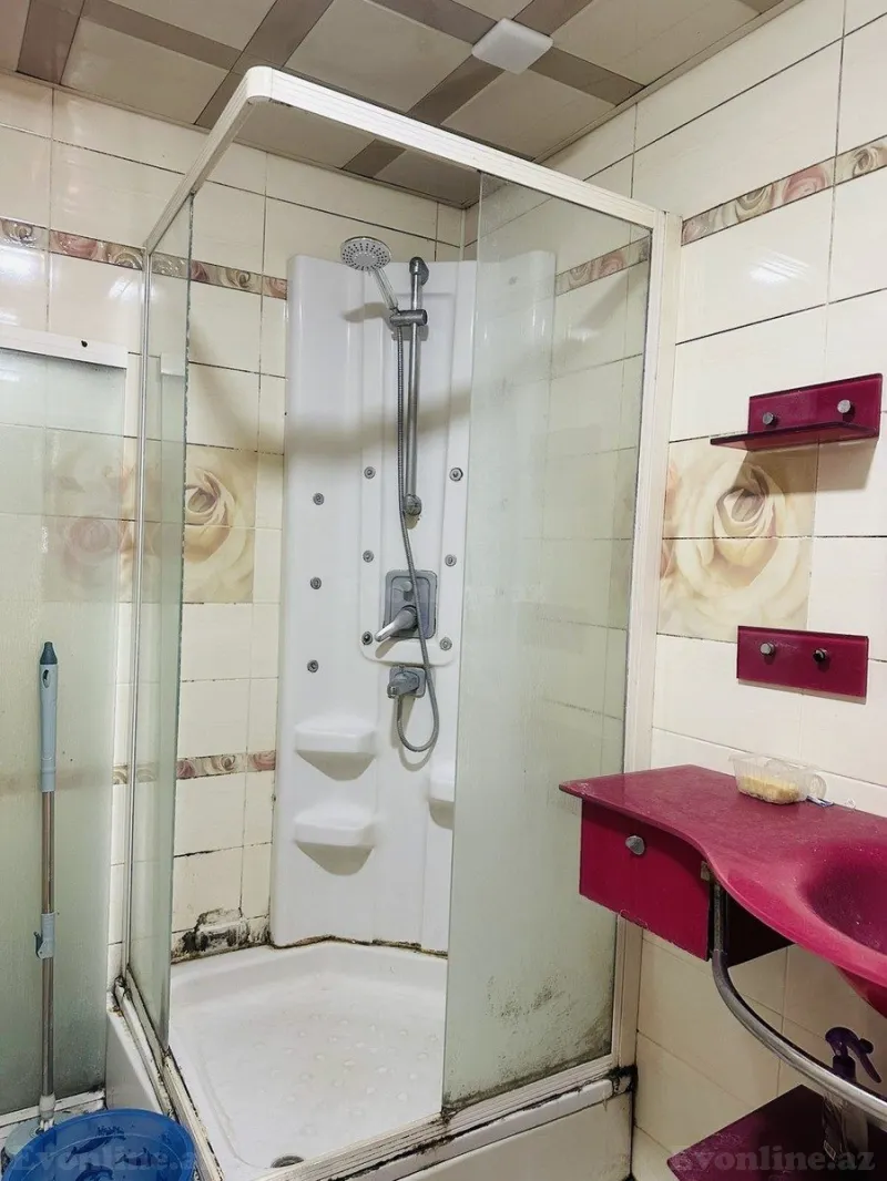 Satılır 3 otaqlı Mənzil Köhnə tikili 70 m² Gənclik m. - şəkil 7