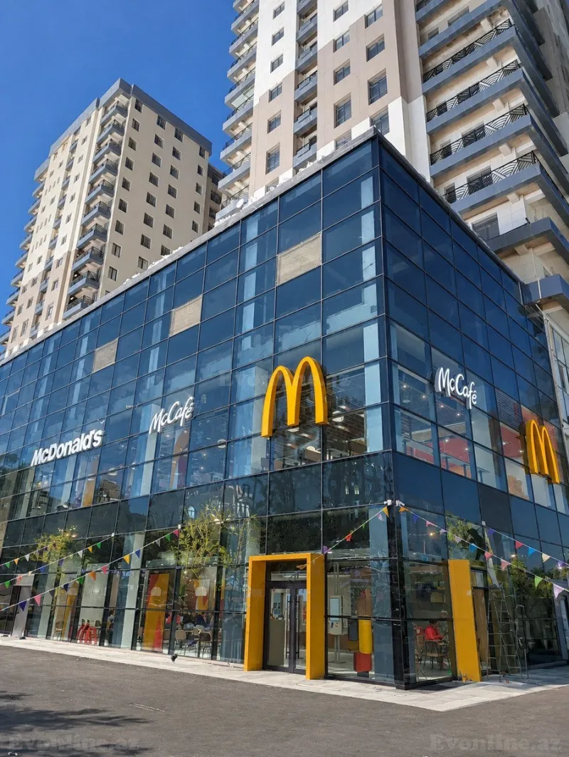 4 otaqlı Mənzil 245 m² Nəsimi r. Satılır