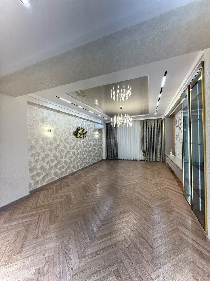 Satılır 4 otaqlı Mənzil Yeni tikili 245 m² Nəsimi r. - şəkil 5