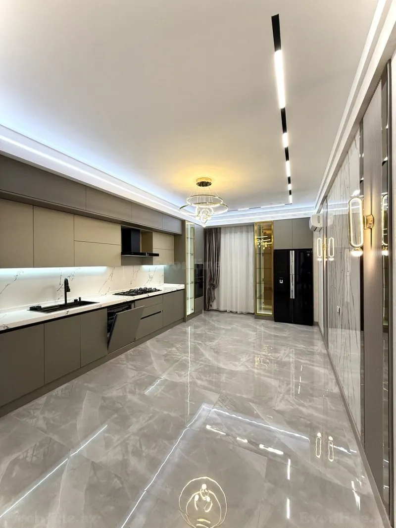Satılır 4 otaqlı Mənzil Yeni tikili 245 m² Nəsimi r. - şəkil 7