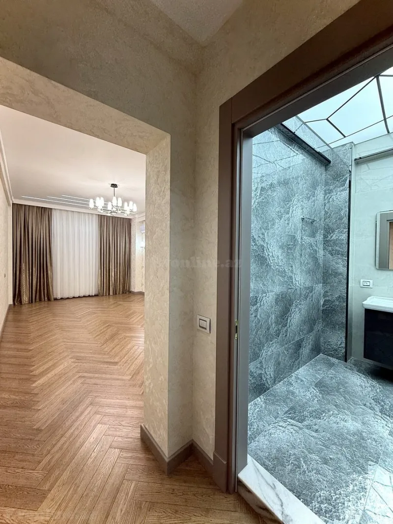 Satılır 4 otaqlı Mənzil Yeni tikili 245 m² Nəsimi r. - şəkil 12
