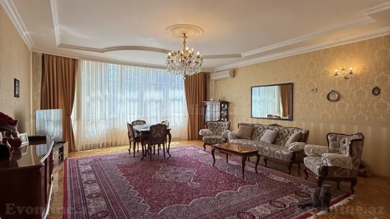 4 otaqlı Mənzil 195 m² Nəsimi r. Satılır