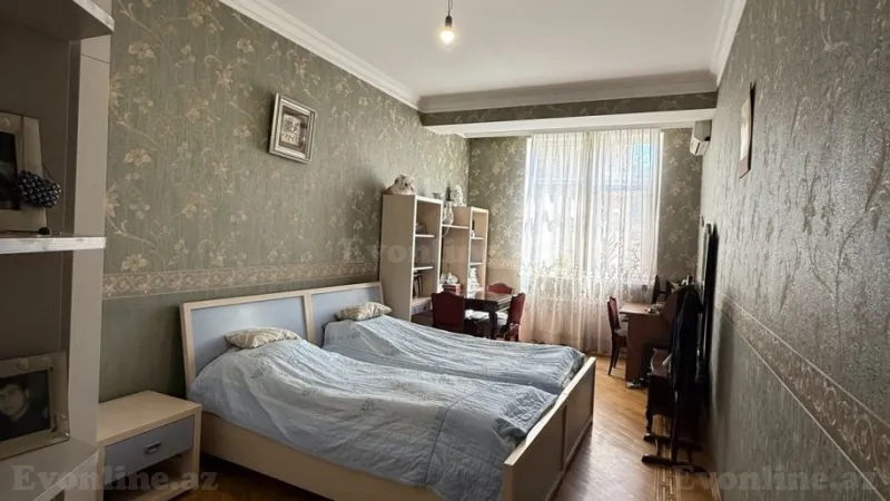Satılır 4 otaqlı Mənzil Yeni tikili 195 m² Nəsimi r. - şəkil 9