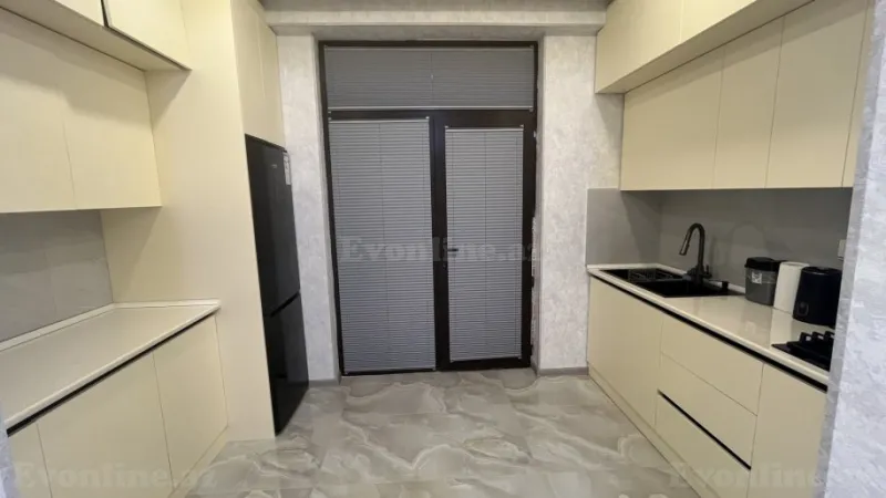 Satılır 2 otaqlı Mənzil Yeni tikili 67 m² 7-ci mikrorayon - şəkil 4