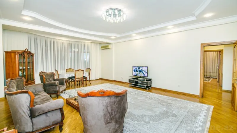 Kirayə verilir 3 otaqlı Mənzil Yeni tikili 150 m² 28 May m. - şəkil 2
