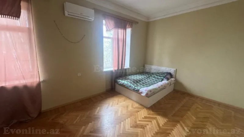 Kirayə verilir 2 otaqlı Mənzil Köhnə tikili 65 m² Nizami m. - şəkil 2
