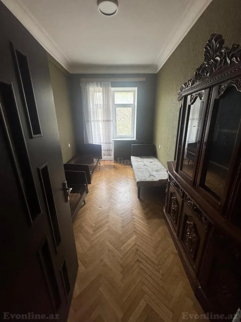Kirayə verilir 2 otaqlı Mənzil Köhnə tikili 65 m² Nizami m. - şəkil 3