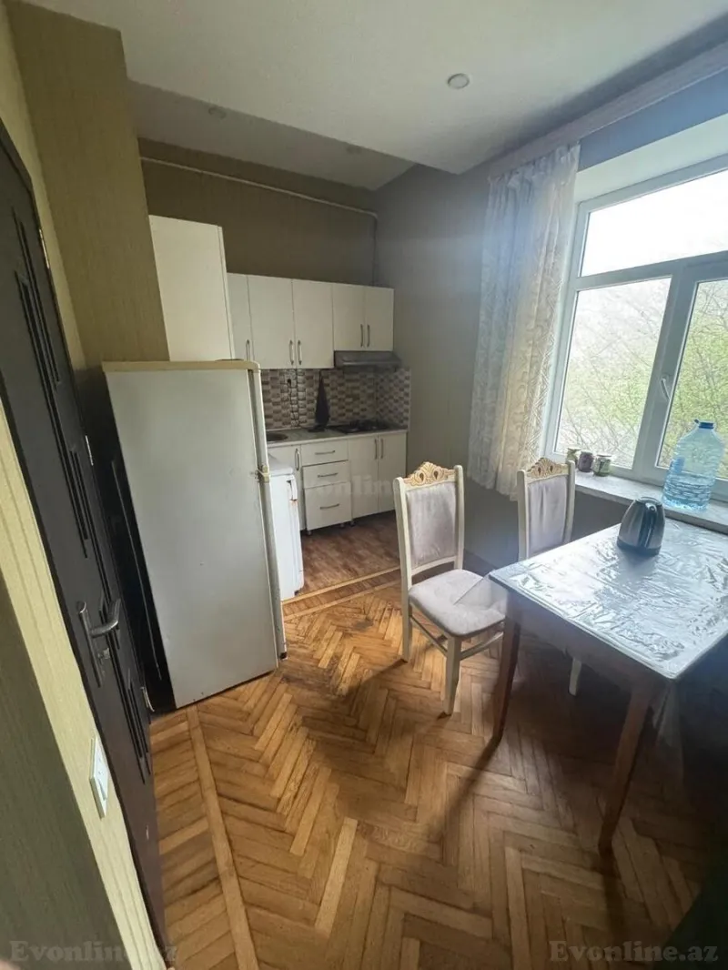 Kirayə verilir 2 otaqlı Mənzil Köhnə tikili 65 m² Nizami m. - şəkil 5