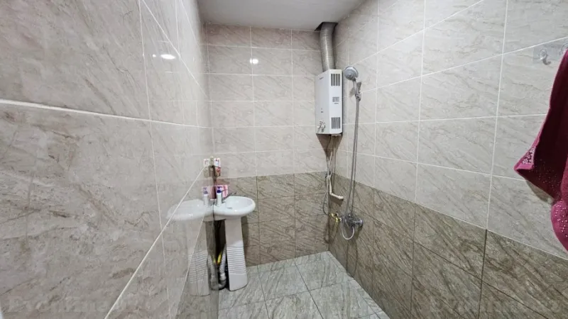 Satılır 4 otaqlı Mənzil Köhnə tikili 110 m² Qara Qarayev m. - şəkil 15