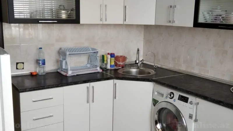 Kirayə verilir 3 otaqlı Mənzil Yeni tikili 60 m² Nəsimi m.