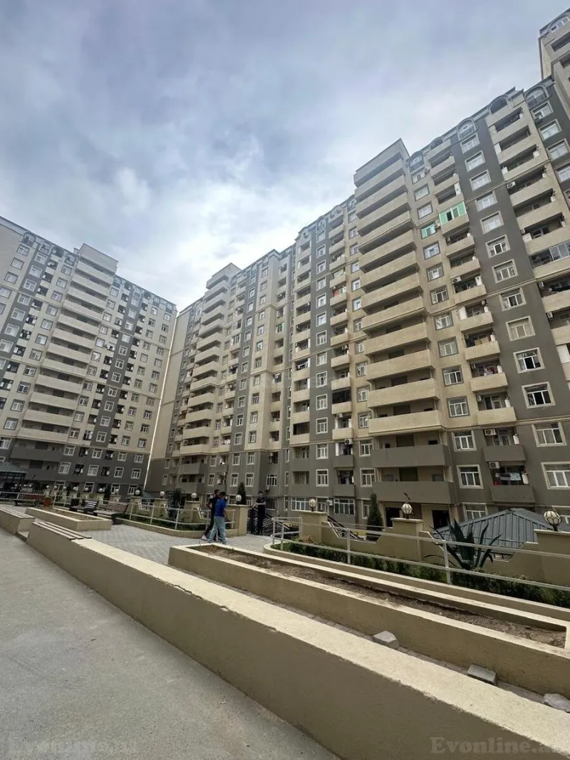 Satılır 3 otaqlı Mənzil Yeni tikili 70 m² Suraxanı r.