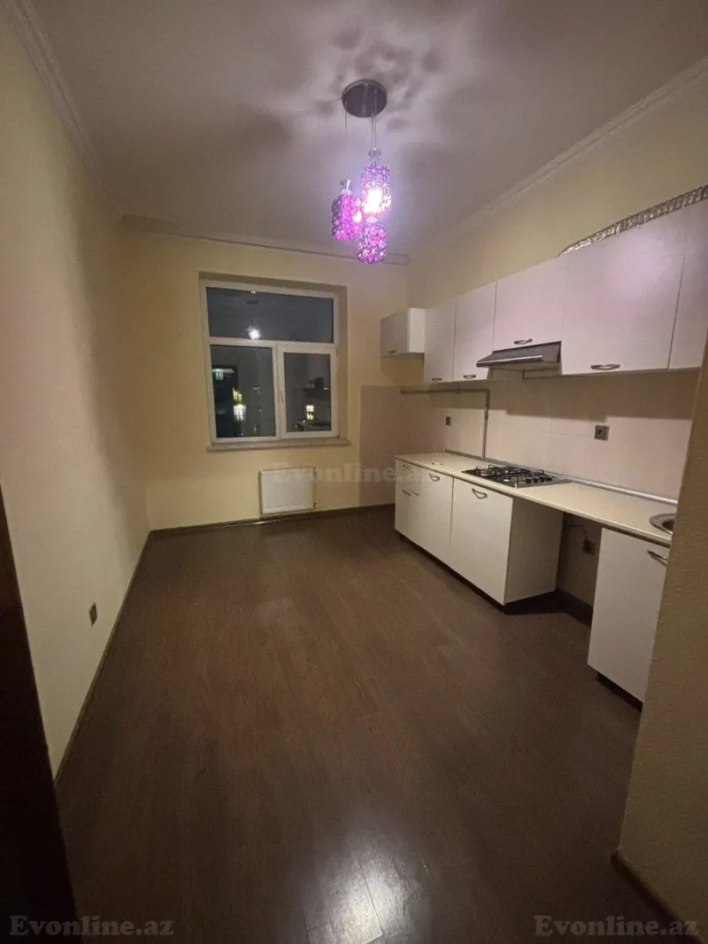 Satılır 4 otaqlı Mənzil Yeni tikili 110 m² Yasamal r. - şəkil 17