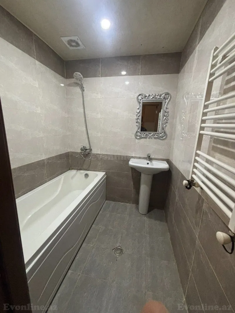 Satılır 4 otaqlı Mənzil Yeni tikili 110 m² Yasamal r. - şəkil 18
