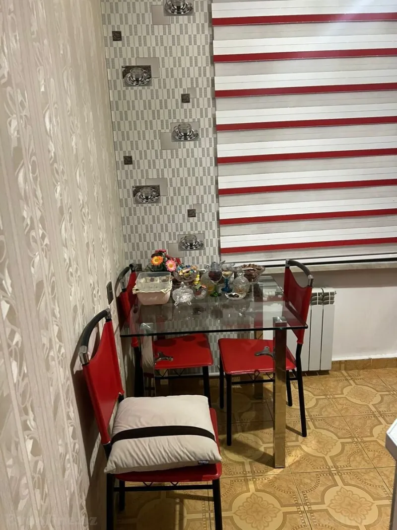 Kirayə verilir 2 otaqlı Mənzil Köhnə tikili 50 m² Elmlər Akademiyası m. - şəkil 4