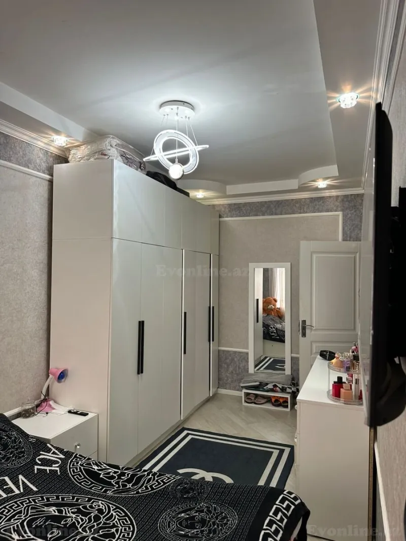 Satılır 2 otaqlı Mənzil Köhnə tikili 56 m² 2-ci mikrorayon - şəkil 2