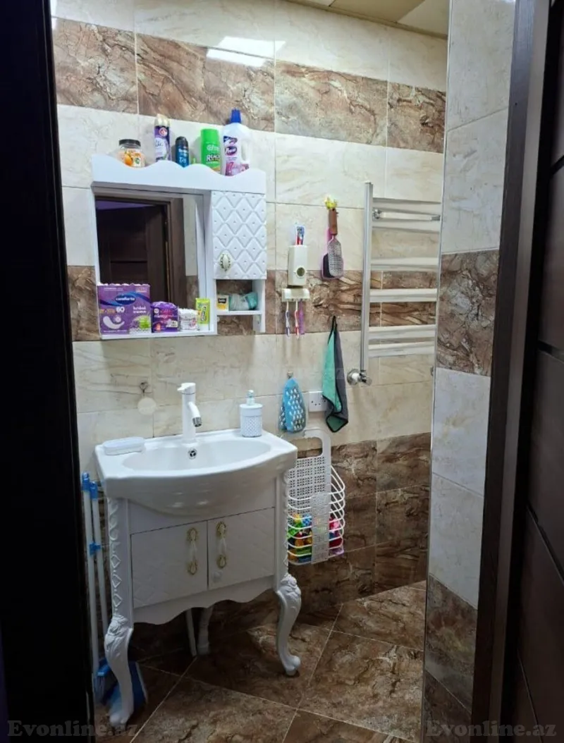 Kirayə verilir 2 otaqlı Mənzil Yeni tikili 65 m² Neftçilər m. - şəkil 8
