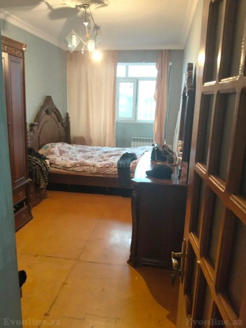 3 otaqlı Mənzil 75 m² Qaraçuxur Satılır