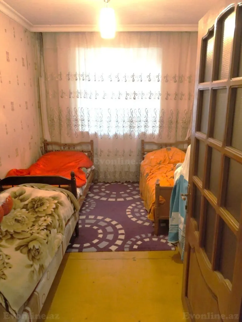Satılır 3 otaqlı Mənzil Köhnə tikili 75 m² Qaraçuxur - şəkil 2